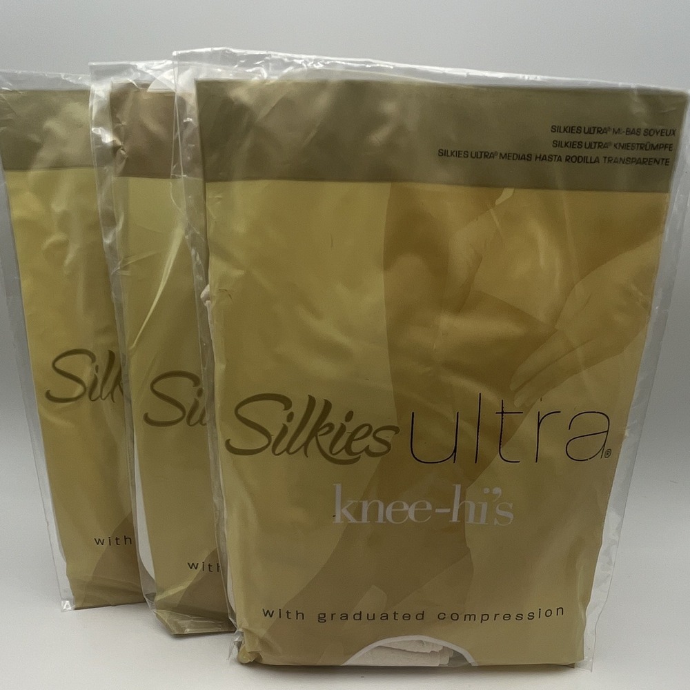 Lot of 3 Silkies Ultra Knee-Hi's Graduated Compression Socks‎ Off White/Ivory